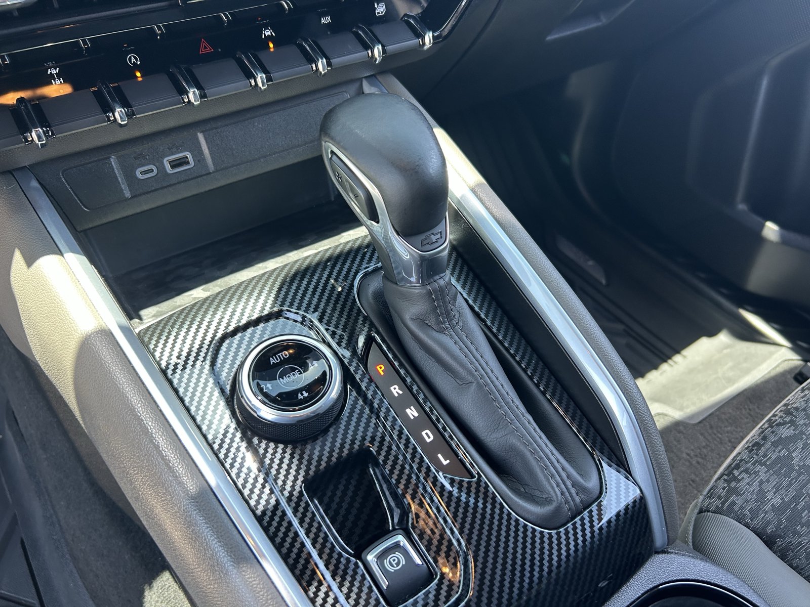 Certified 2024 Chevrolet Colorado ZR2 AWD/4WD image 18