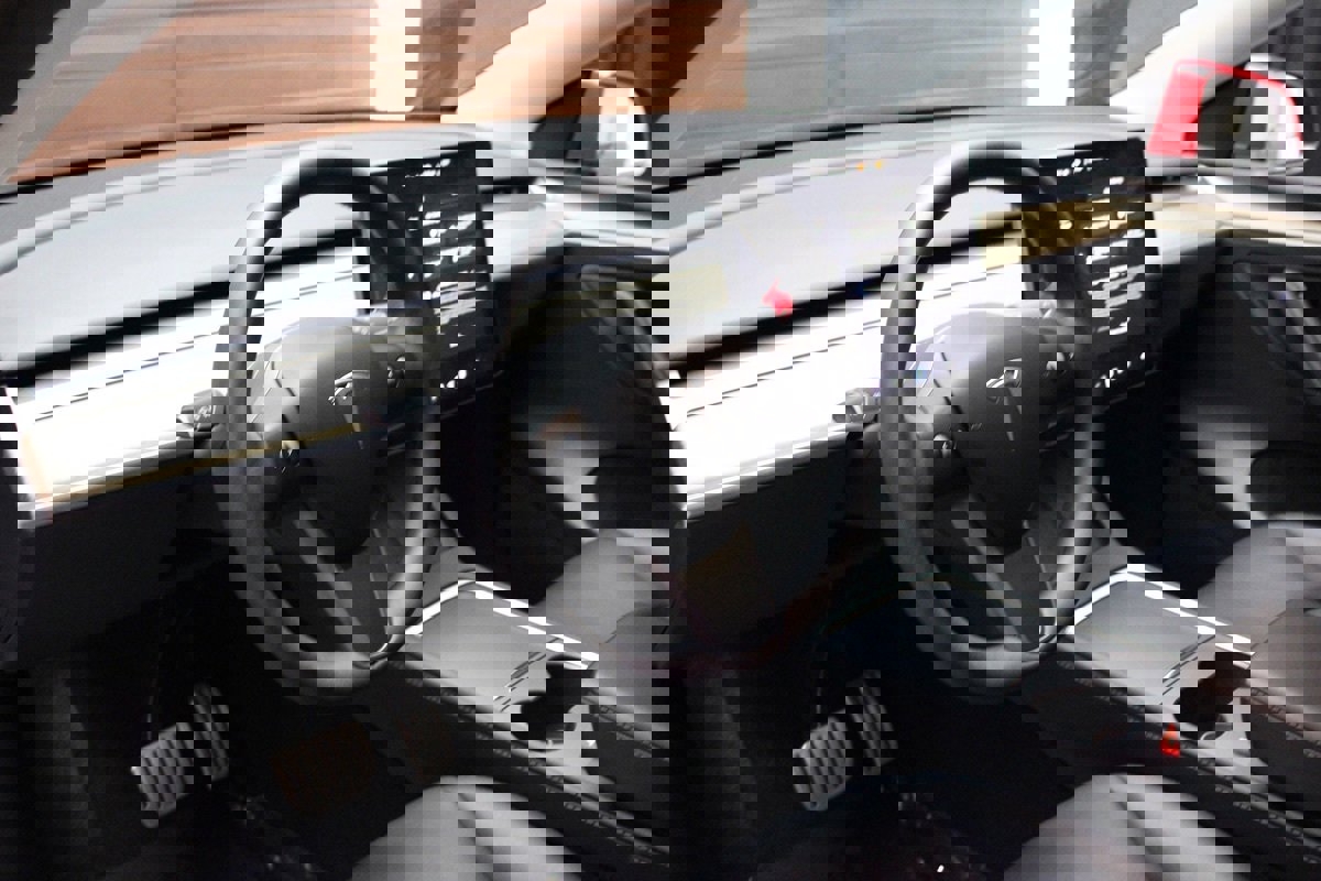 Used 2022 Tesla Model Y Performance image 18