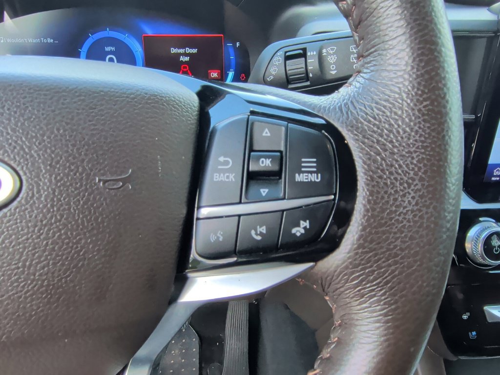 Used 2023 Ford Explorer King Ranch w/ Technology Package AWD/4WD image 19
