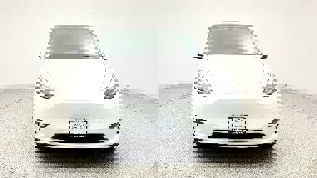 Used 2021 Tesla Model Y Long Range image 2