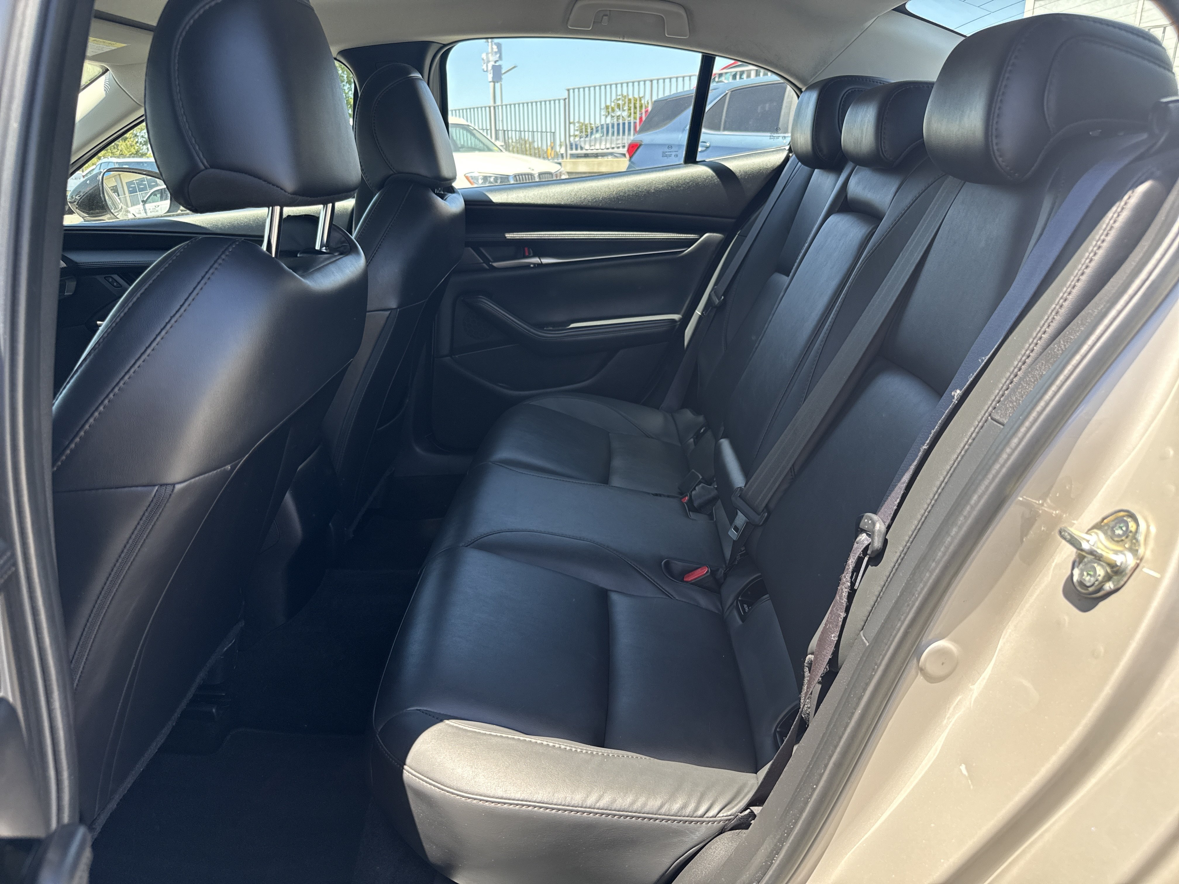 Used 2024 MAZDA MAZDA3 s FWD image 13