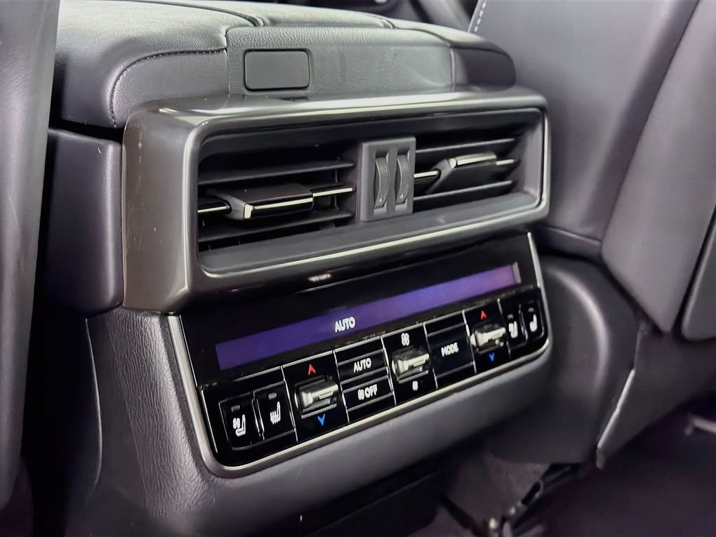 Used 2023 Lexus LX 600 F Sport w/ Accessory Package (Z1) AWD/4WD image 39