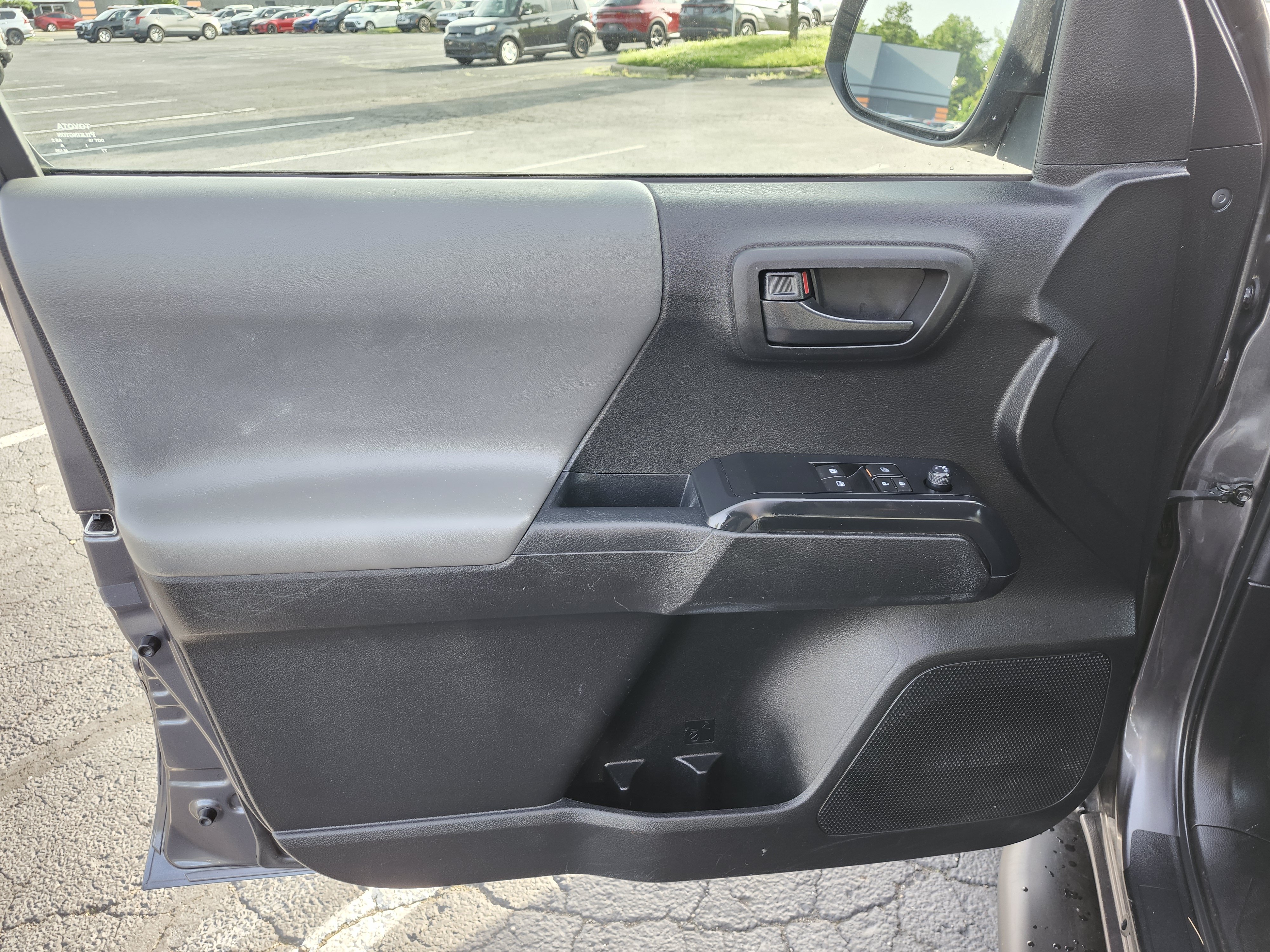 Used 2023 Toyota Tacoma SR RWD image 23