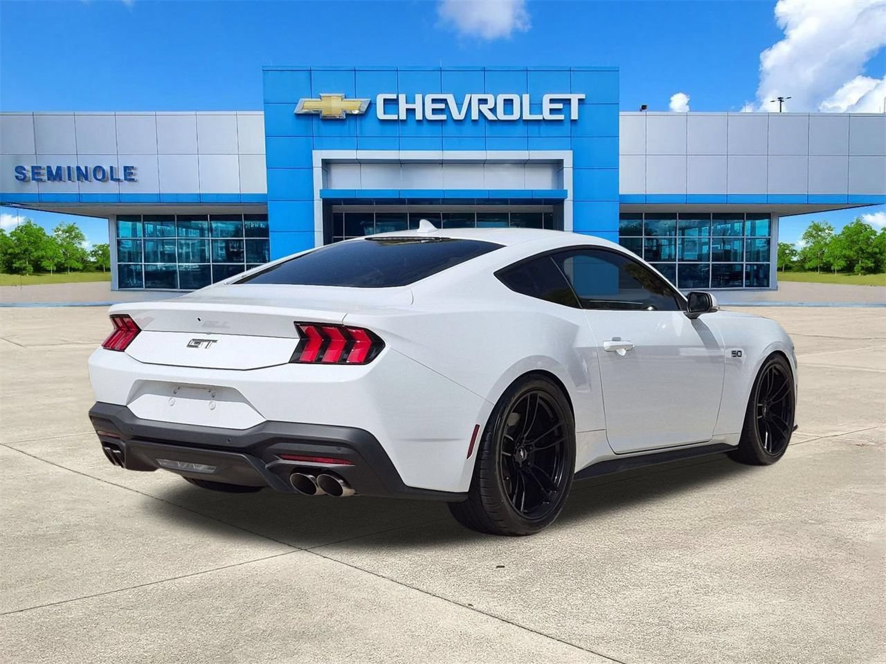 Used 2024 Ford Mustang GT Premium RWD image 4