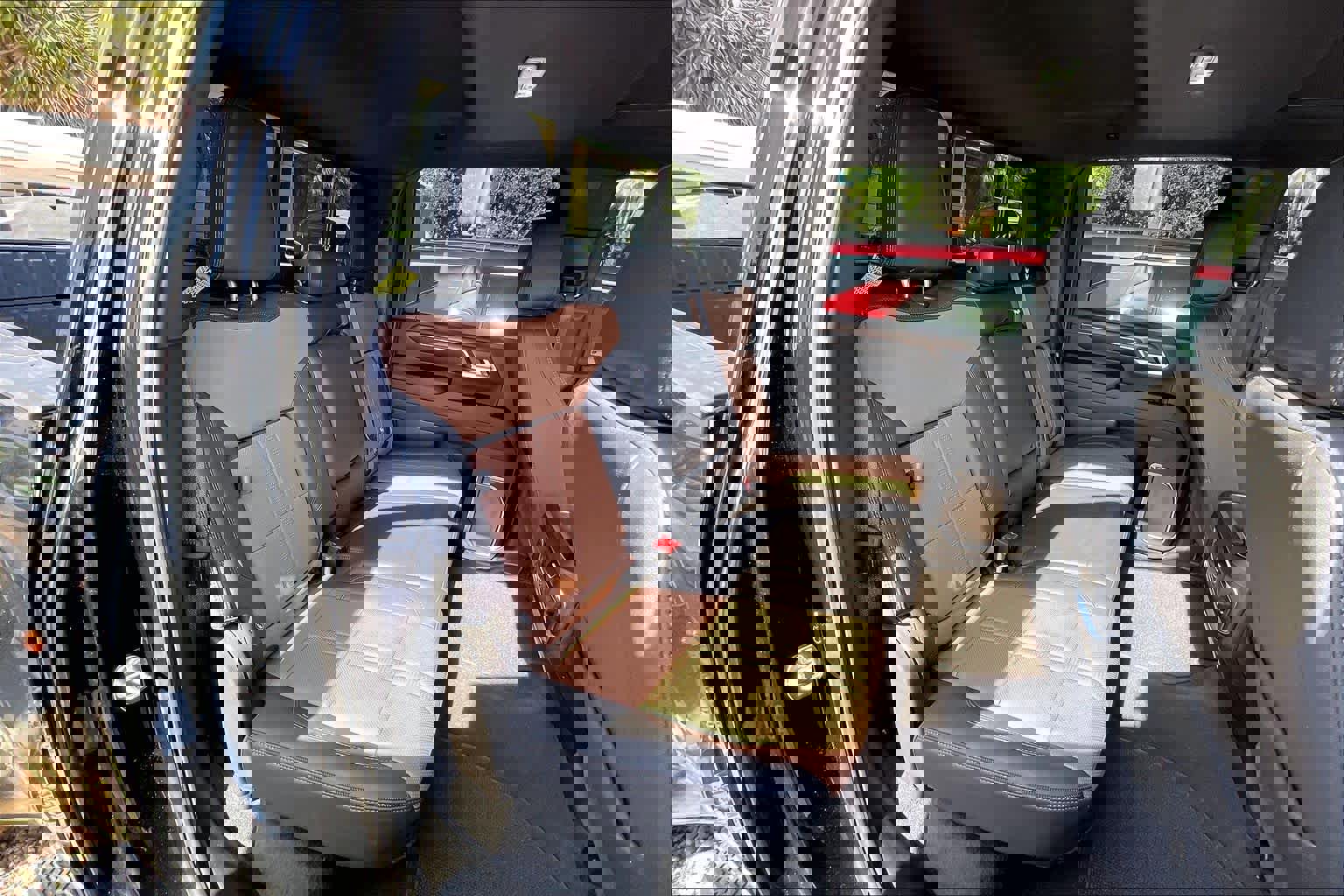 Used 2024 Chevrolet Silverado 3500 High Country w/ High Country Premium Package image 25