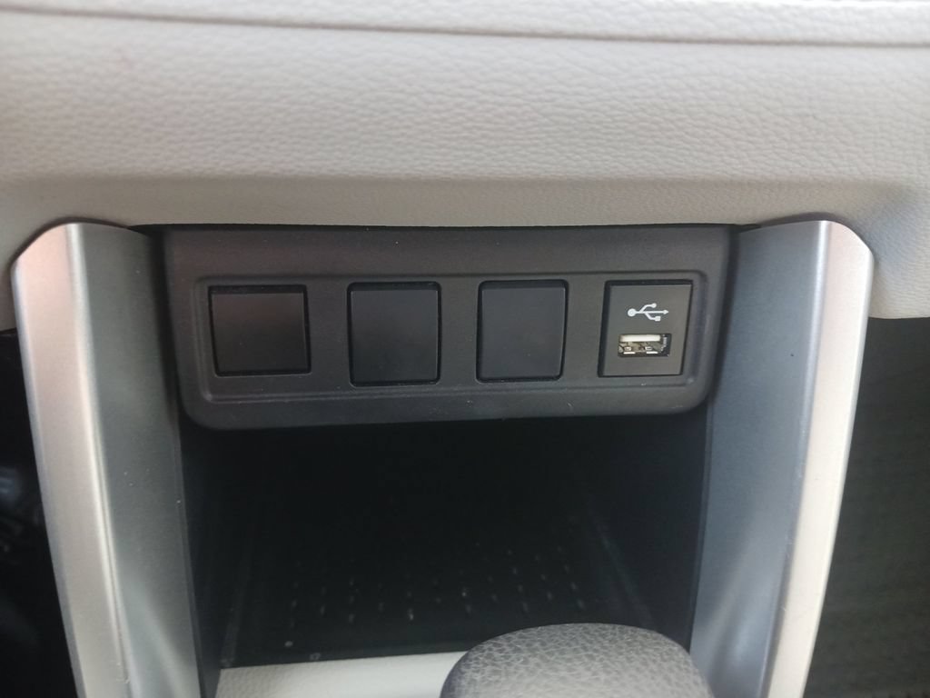 Used 2022 Toyota Corolla Cross L FWD image 24