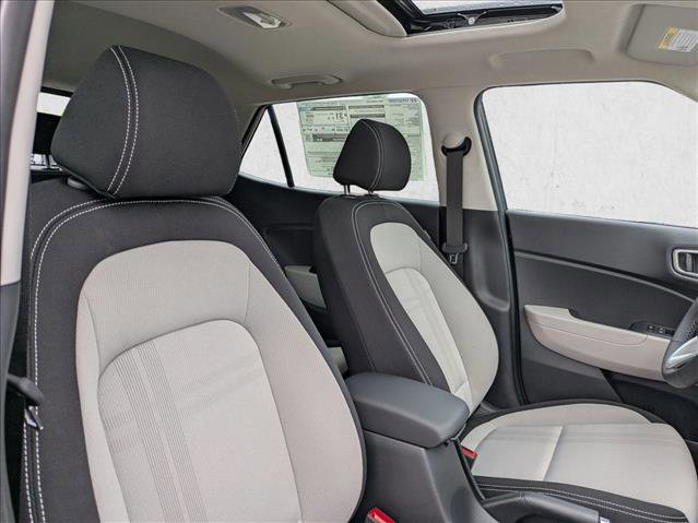 New 2026 Hyundai Venue SEL FWD image 21