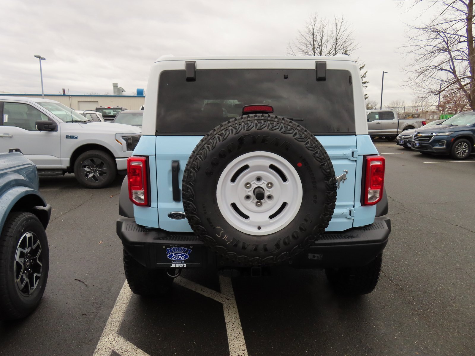 New 2025 Ford Bronco Heritage Edition image 5