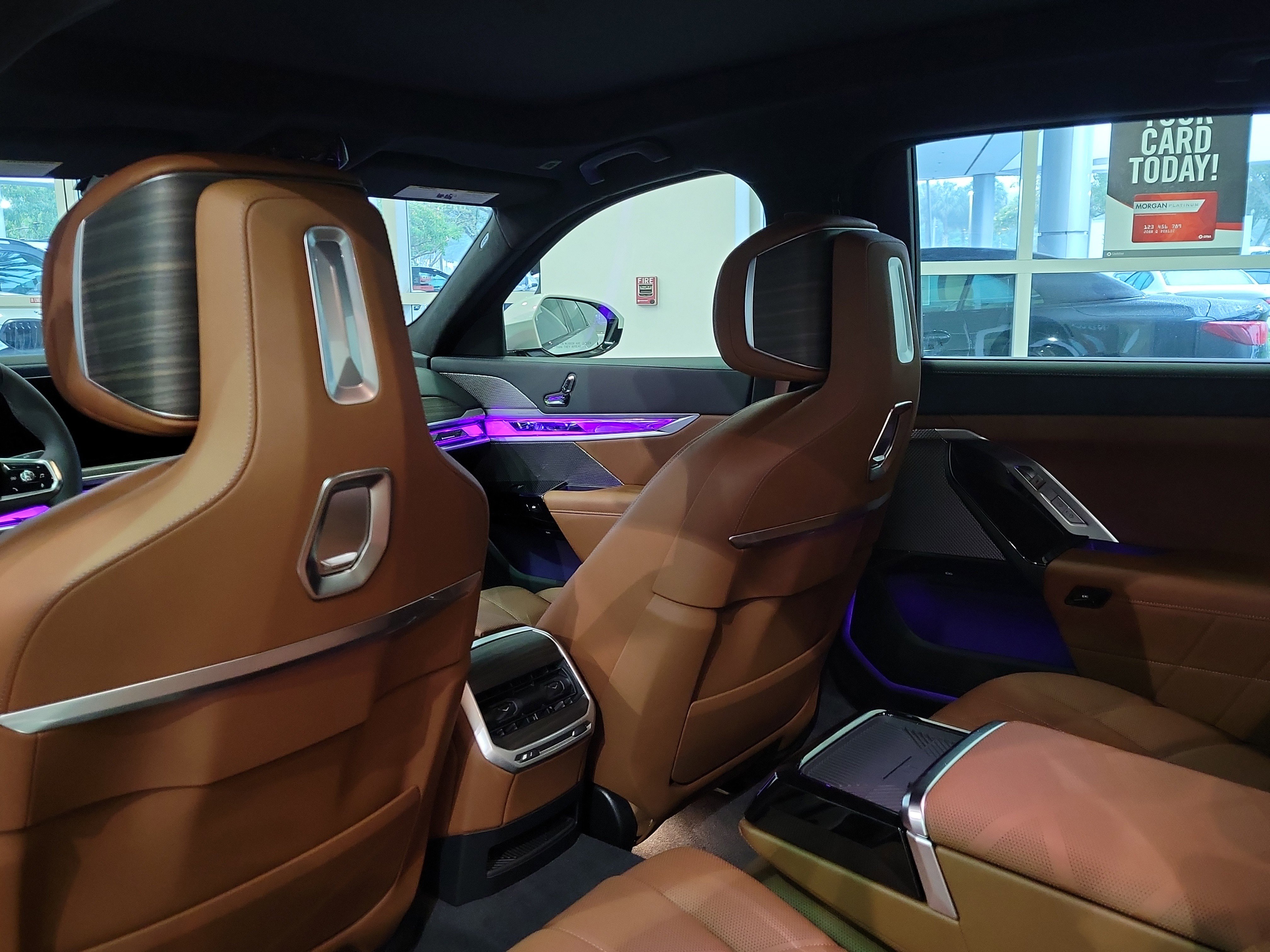 New 2025 BMW i7 xDrive60 image 12