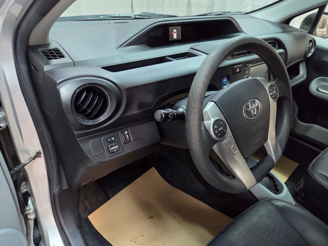 Used 2012 Toyota Prius C Four image 17