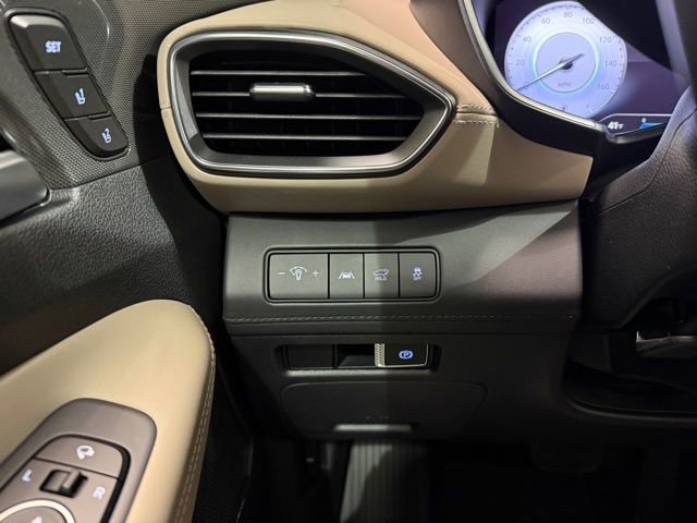 Used 2023 Hyundai Santa Fe Limited w/ Cargo Package image 18