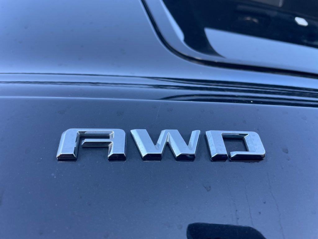 Certified 2025 Chevrolet Traverse LT AWD/4WD image 17