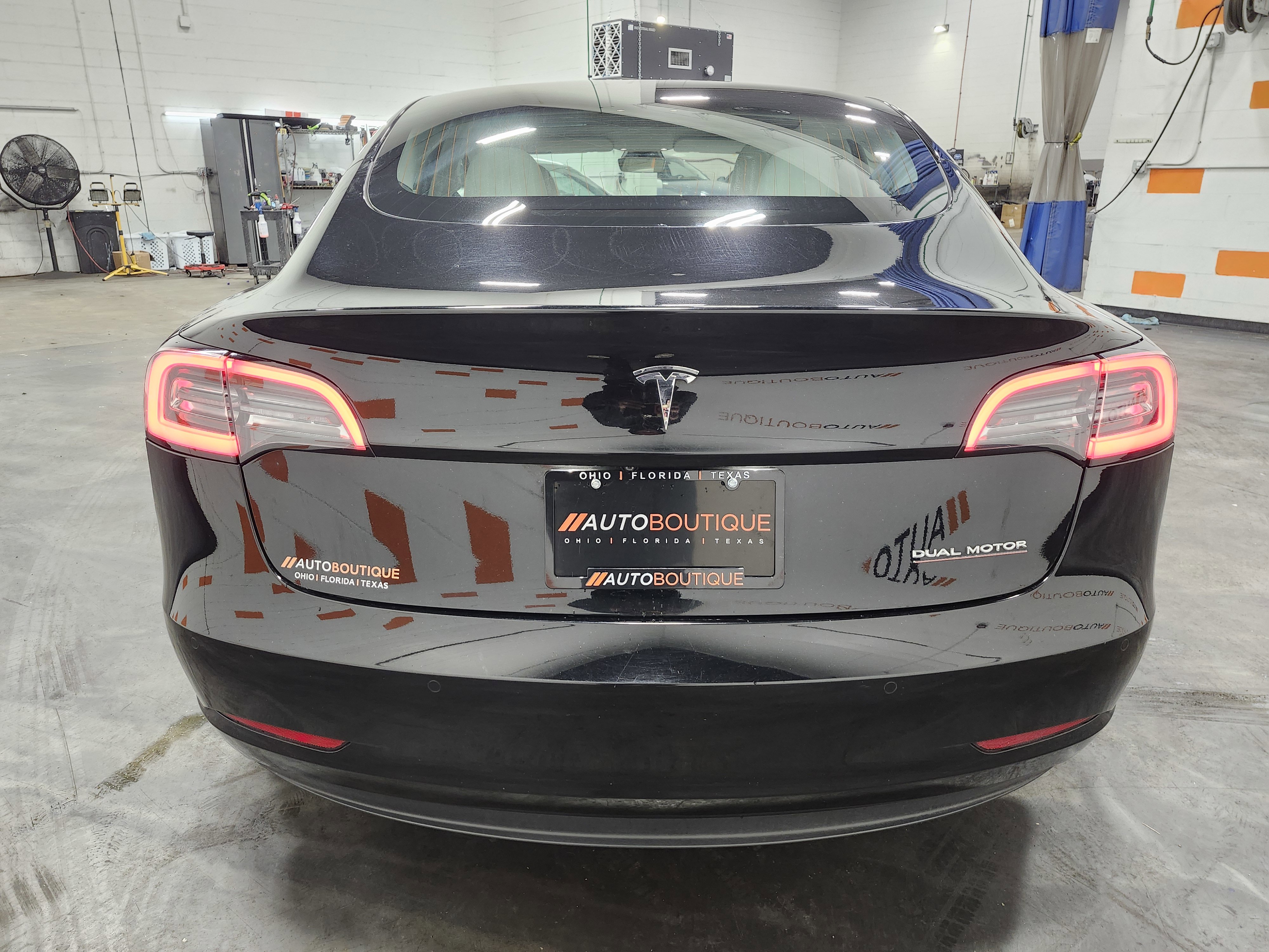 Used 2019 Tesla Model 3 Long Range image 16