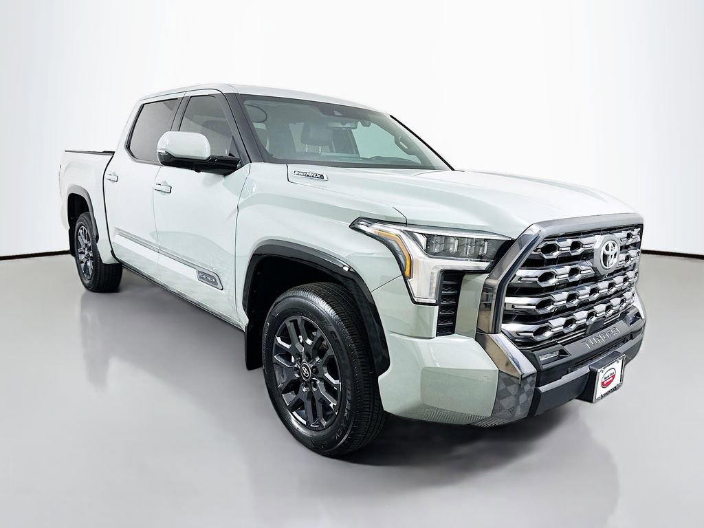 Used 2025 Toyota Tundra Platinum AWD/4WD image 3