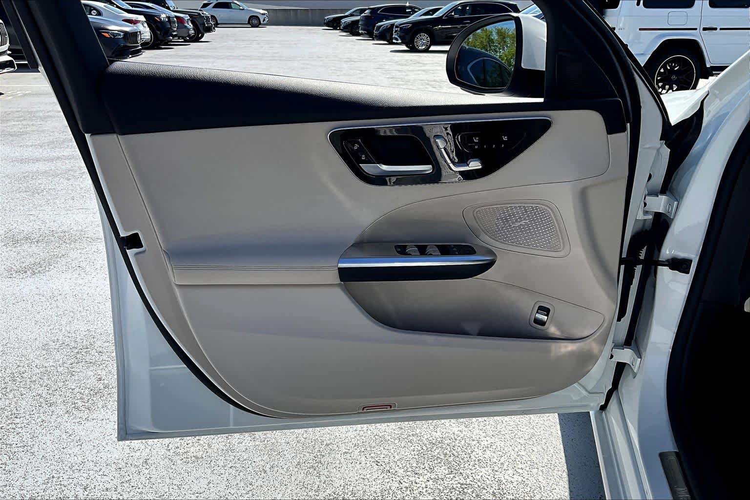 Used 2024 Mercedes-Benz C 300 Sedan image 21