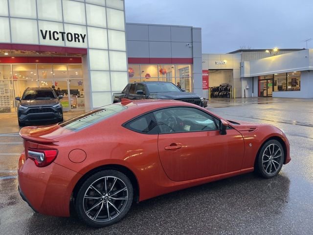 Used 2017 Toyota 86 image 4