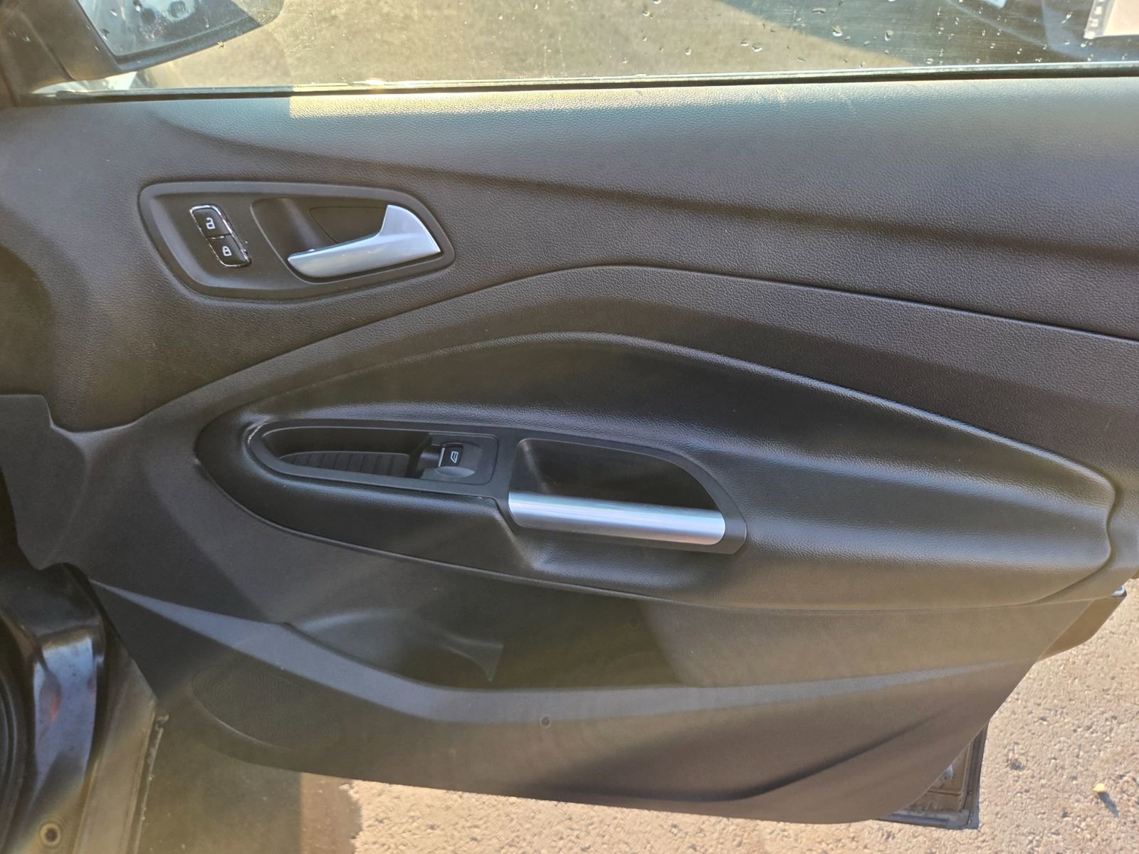 Used 2013 Ford Escape Titanium w/ Parking Technology Pkg image 15