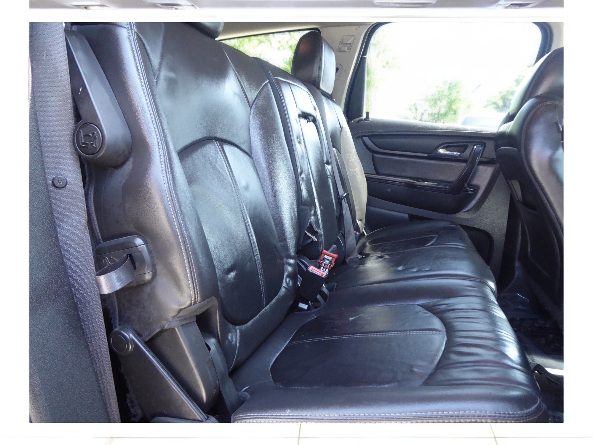 Used 2015 Chevrolet Traverse LT image 19