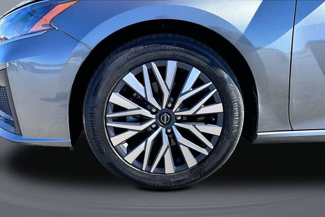 Used 2023 Nissan Altima 2.5 SV FWD image 30