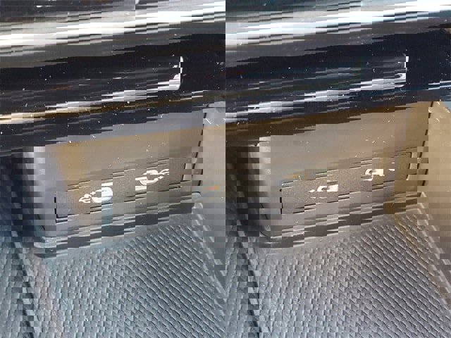 New 2026 Volkswagen Atlas Cross Sport SEL Premium R-Line image 29