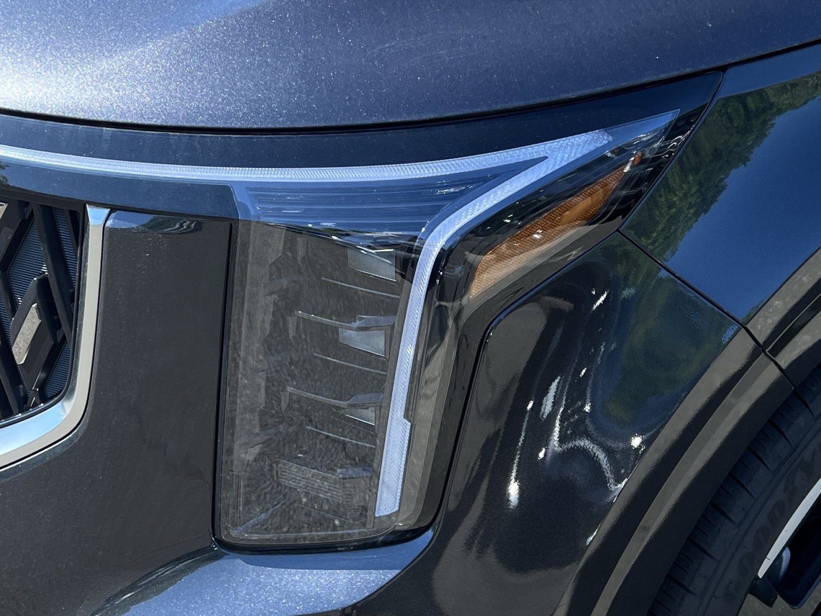 New 2026 Kia Carnival EX FWD image 21