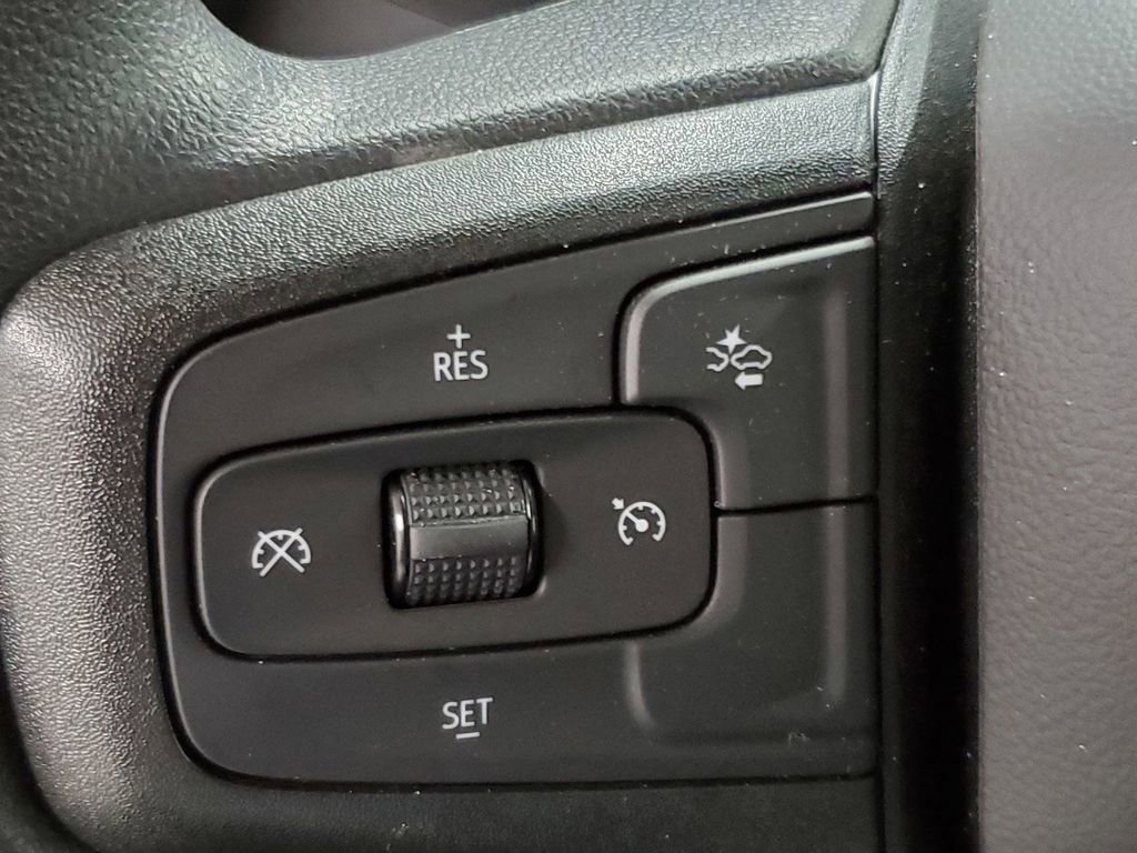 Used 2024 Chevrolet Silverado 1500 Custom image 32