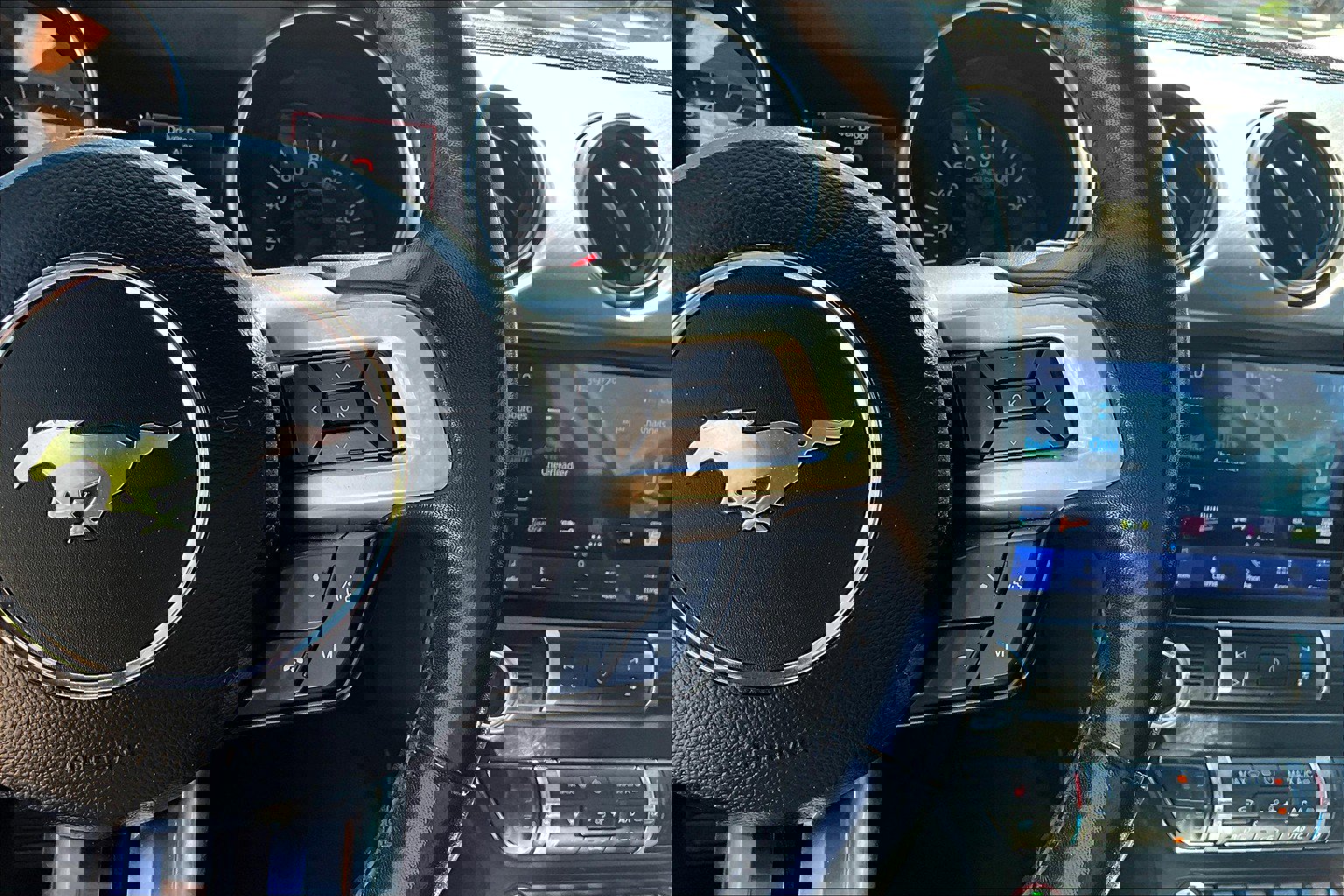 Used 2022 Ford Mustang Premium image 23