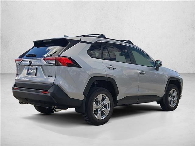 Used 2025 Toyota RAV4 XLE FWD image 5