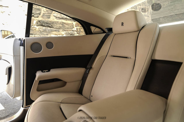Used 2017 Rolls-Royce Wraith RWD image 32