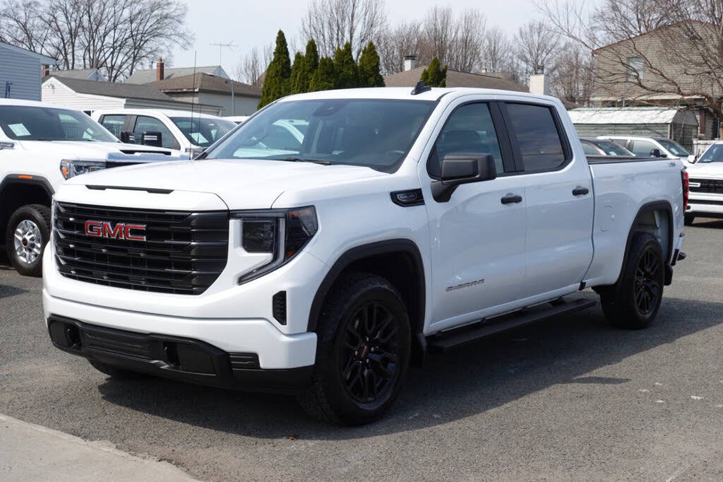 Used 2023 GMC Sierra 1500 Pro w/ Graphite Edition AWD/4WD image 2