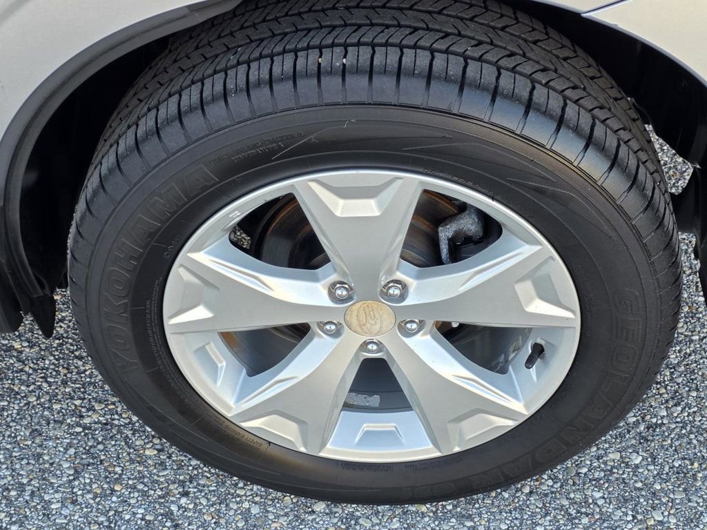 Used 2016 Subaru Forester 2.5i Premium w/ All-Weather Package image 32