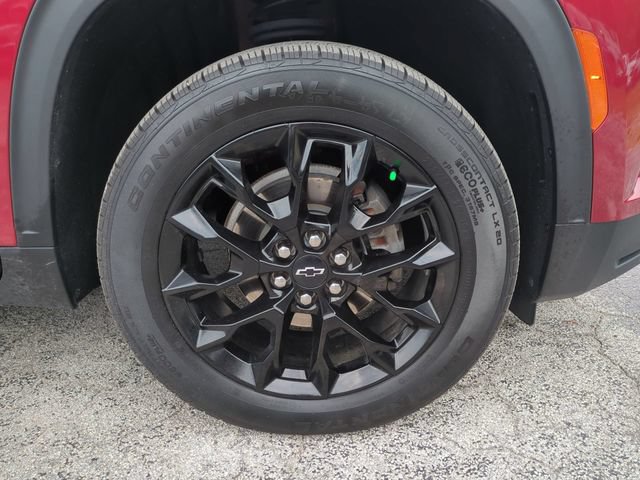 Used 2024 Chevrolet Traverse LT w/ Midnight/Sport Edition FWD image 11