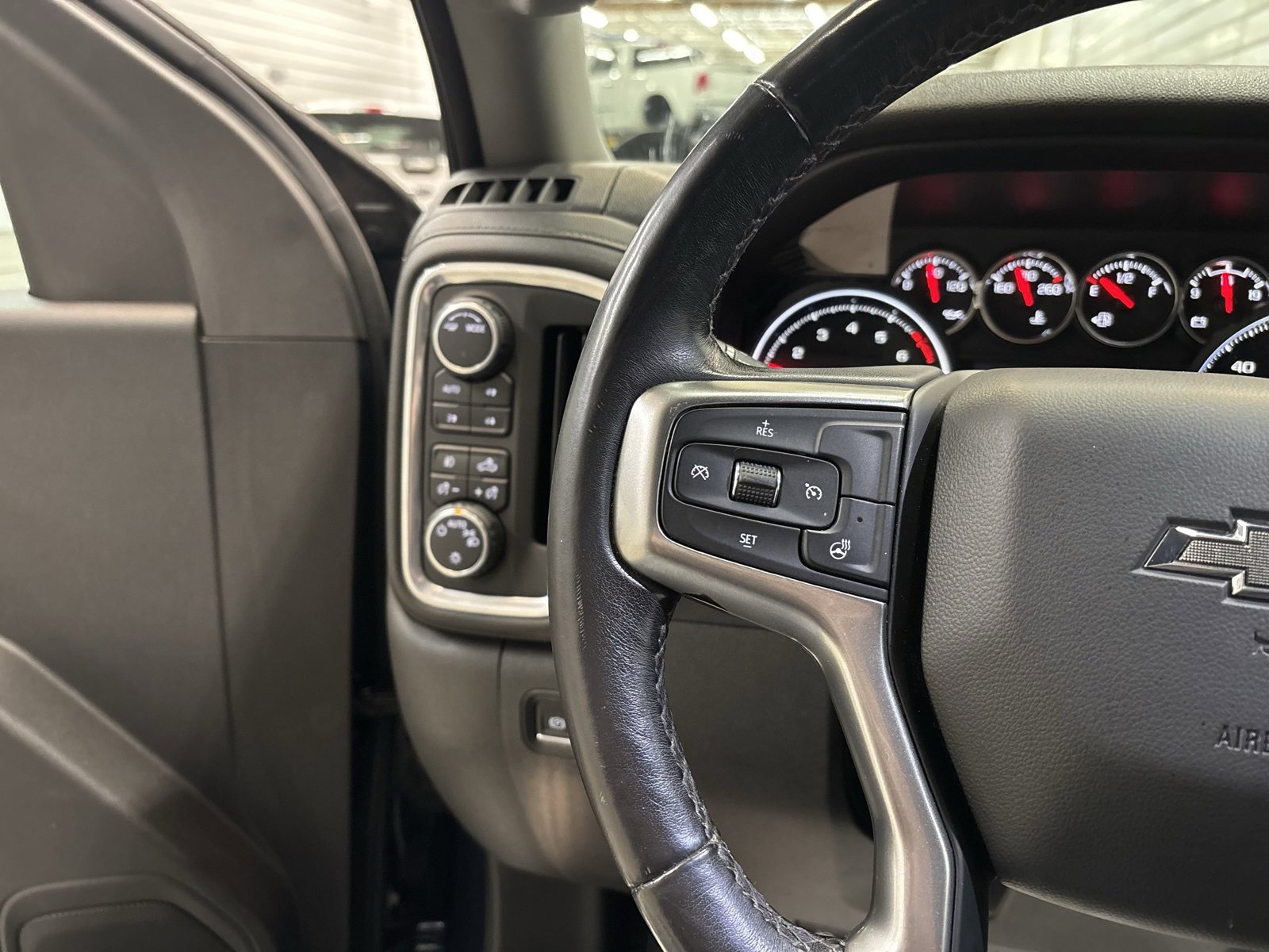 Used 2021 Chevrolet Silverado 1500 LT Trail Boss w/ Bed Protection Package image 14