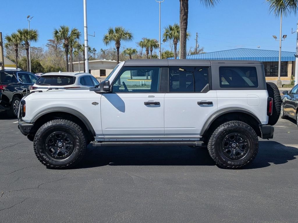 Used 2023 Ford Bronco Wildtrak image 9