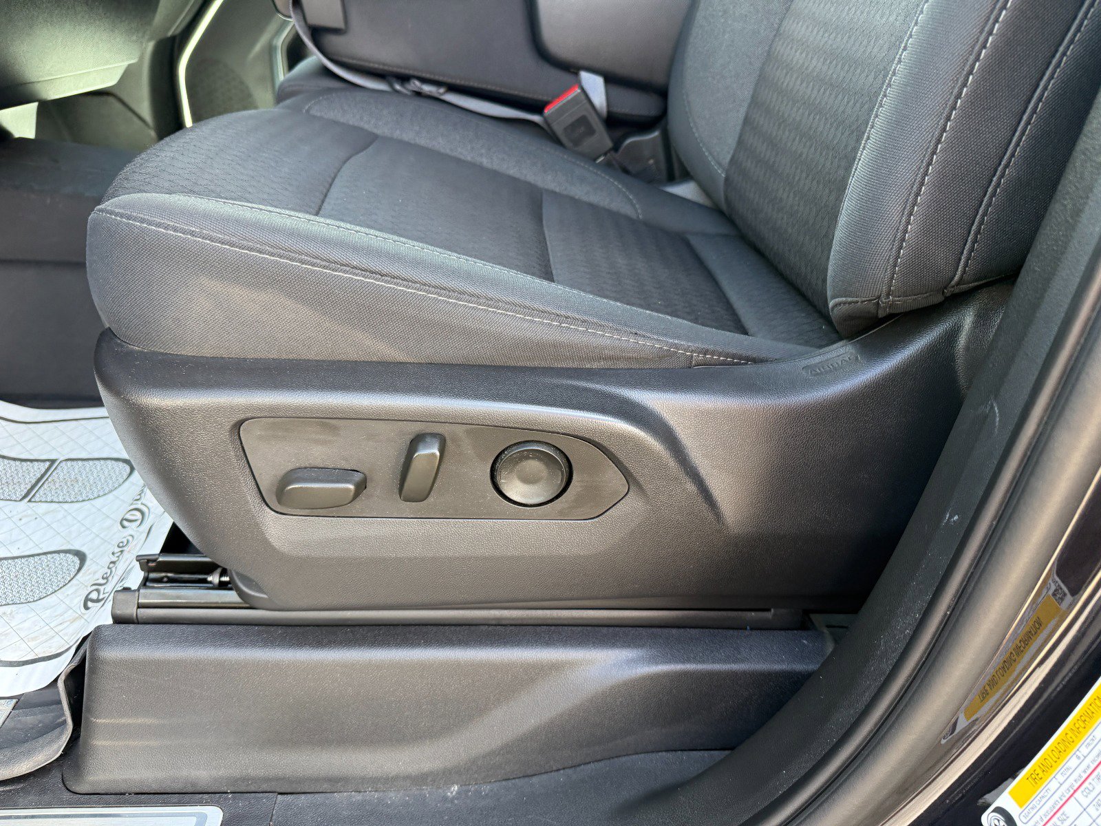 Used 2023 Chevrolet Silverado 1500 RST AWD/4WD image 23