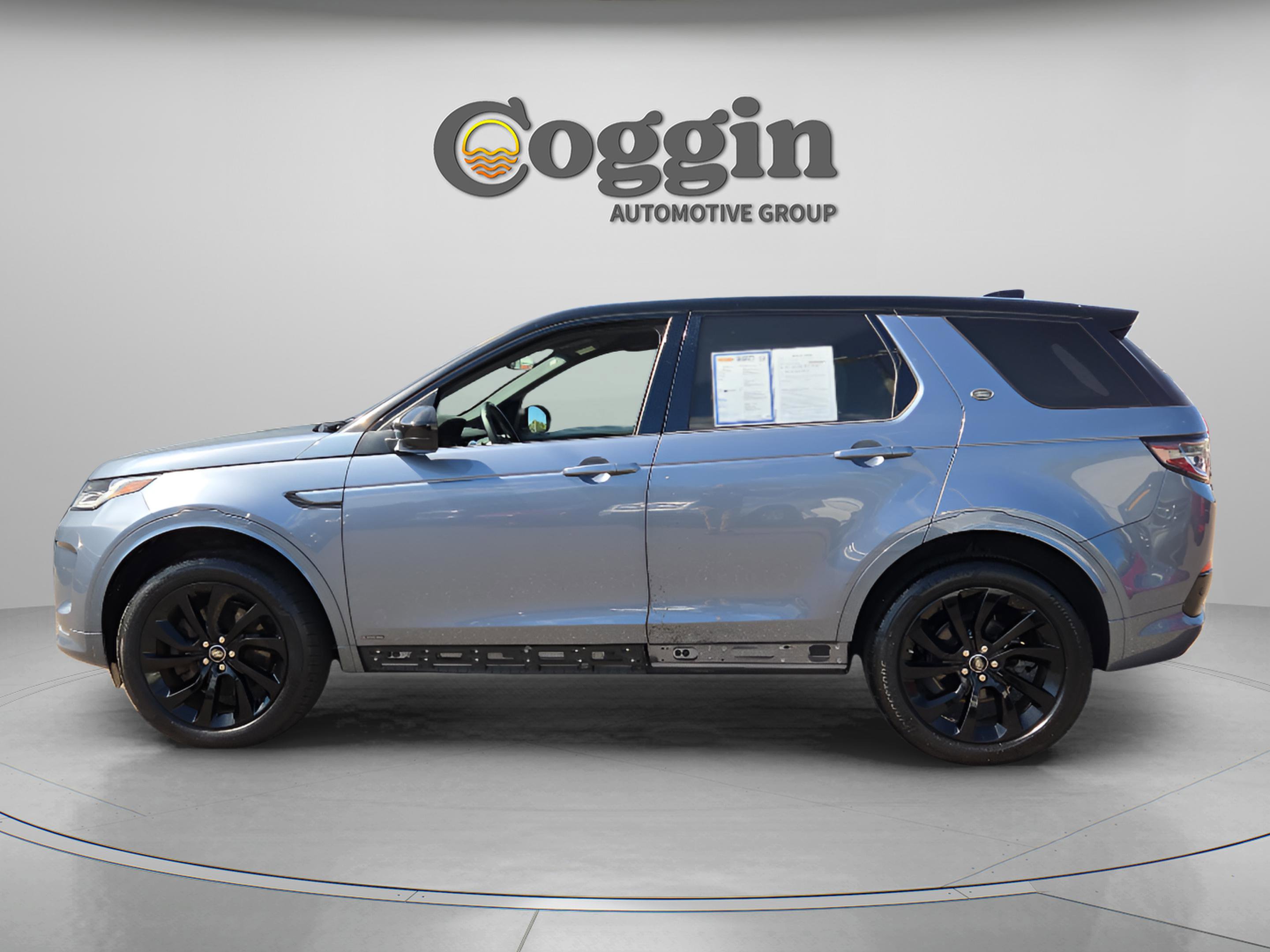 Used 2020 Land Rover Discovery Sport SE R-Dynamic image 2