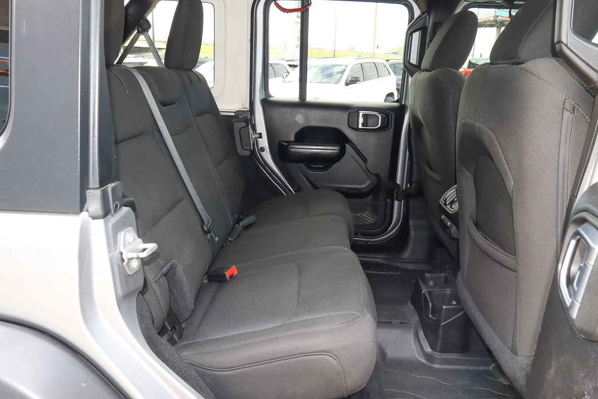 Used 2020 Jeep Wrangler Unlimited Sport S image 28