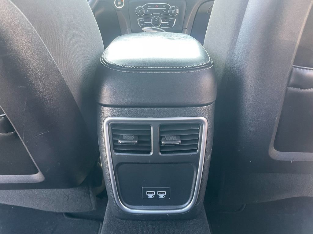 Used 2019 Dodge Charger SXT RWD image 27