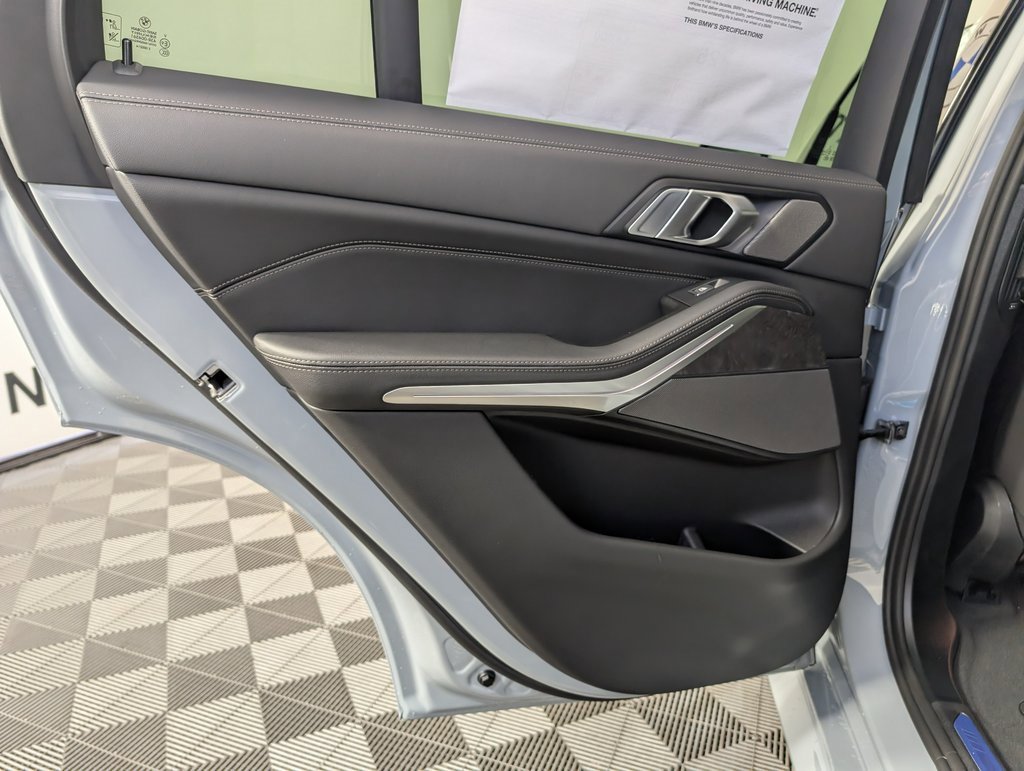 New 2026 BMW X5 xDrive40i image 17