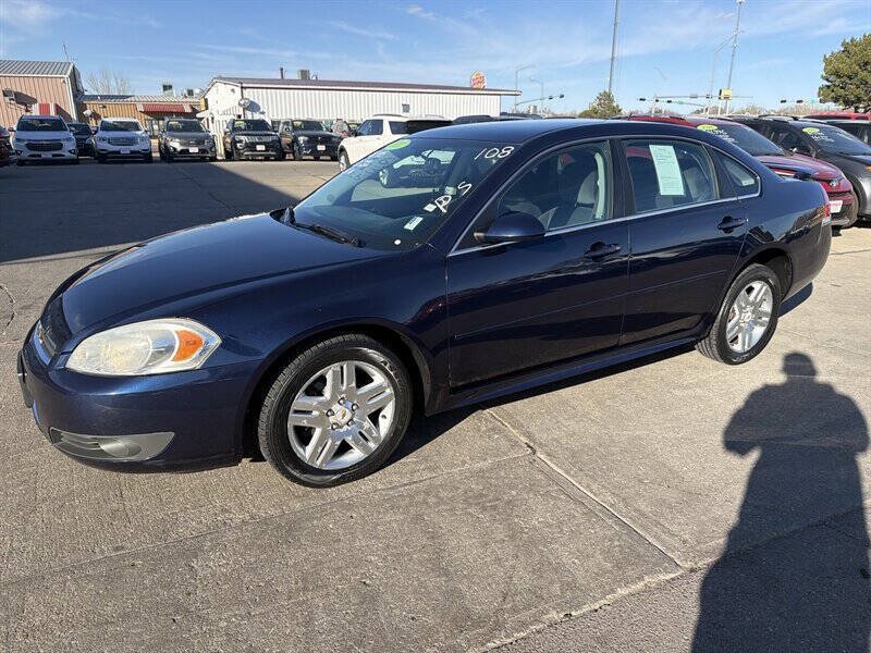 Used 2011 Chevrolet Impala LT FWD image 2