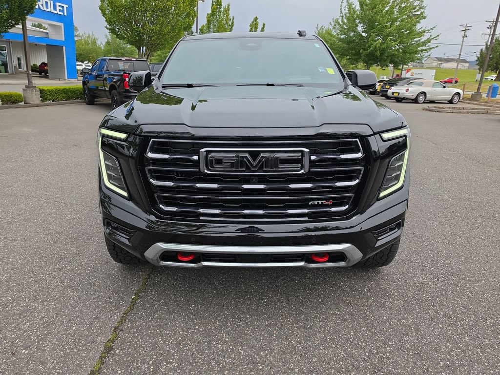 Certified 2025 GMC Yukon AT4 w/ AT4 Premium Plus Package AWD/4WD image 9