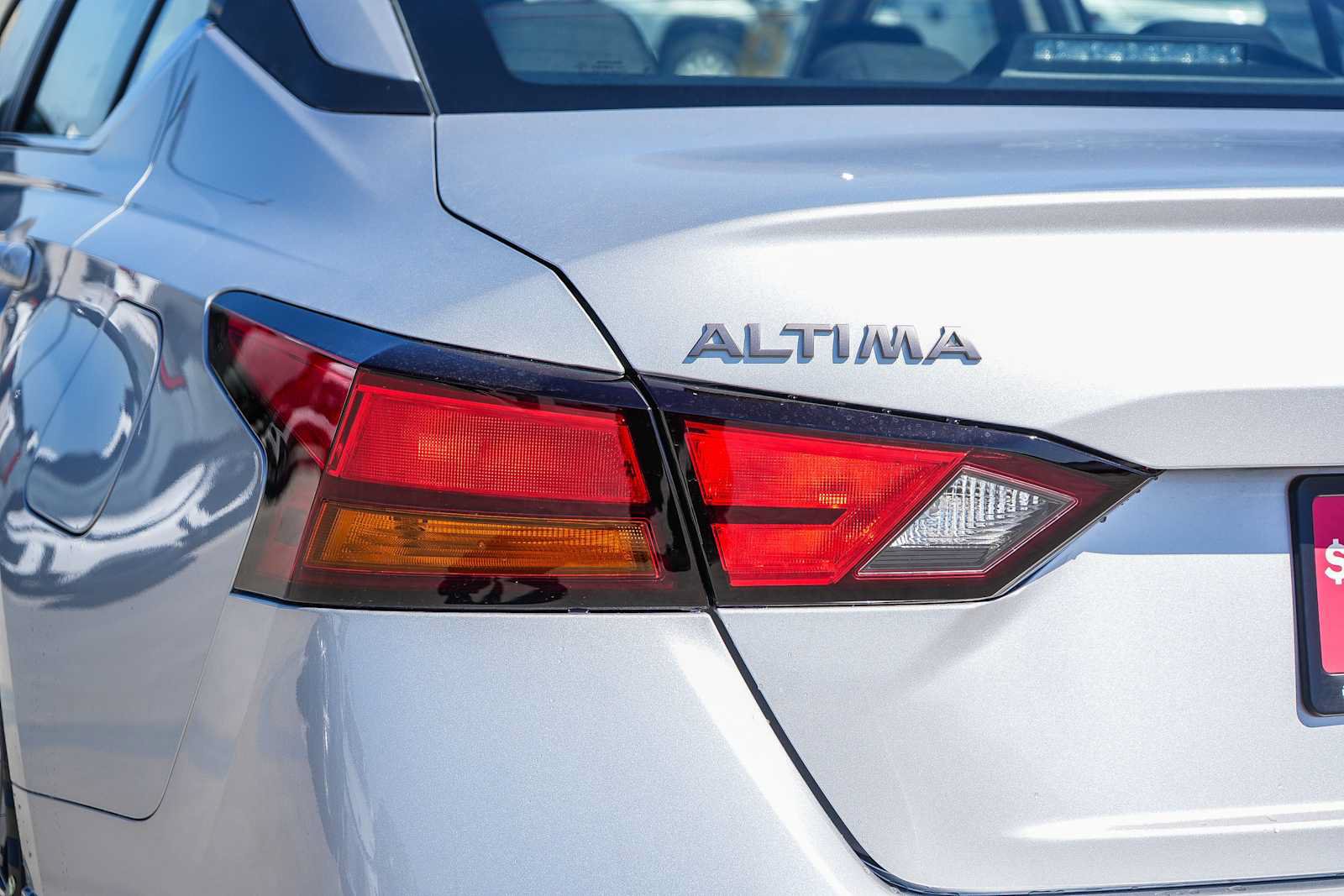 New 2026 Nissan Altima 2.5 SV FWD image 9