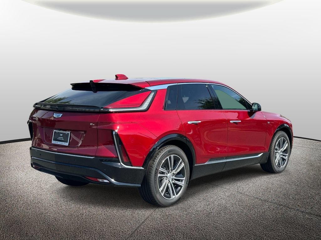 New 2027 Cadillac Lyriq Premium Luxury w/ LPO, Floor Liner Package AWD/4WD image 2