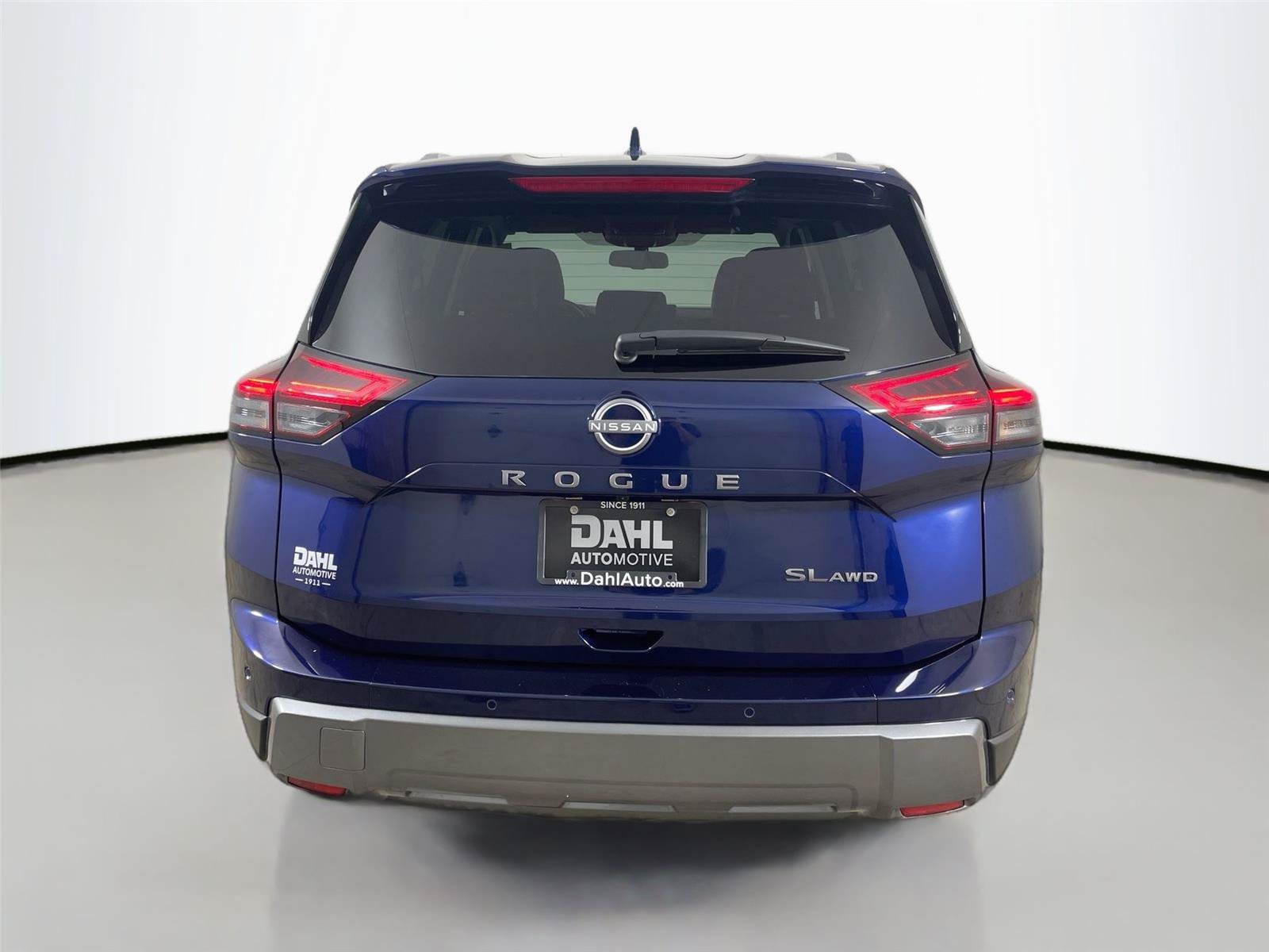 Used 2026 Nissan Rogue SL AWD/4WD image 12