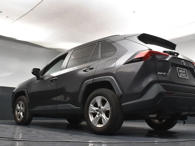 Used 2020 Toyota RAV4 XLE image 35