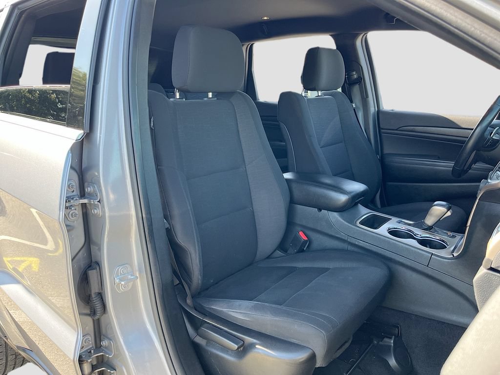 Certified 2017 Jeep Grand Cherokee Laredo AWD/4WD image 25