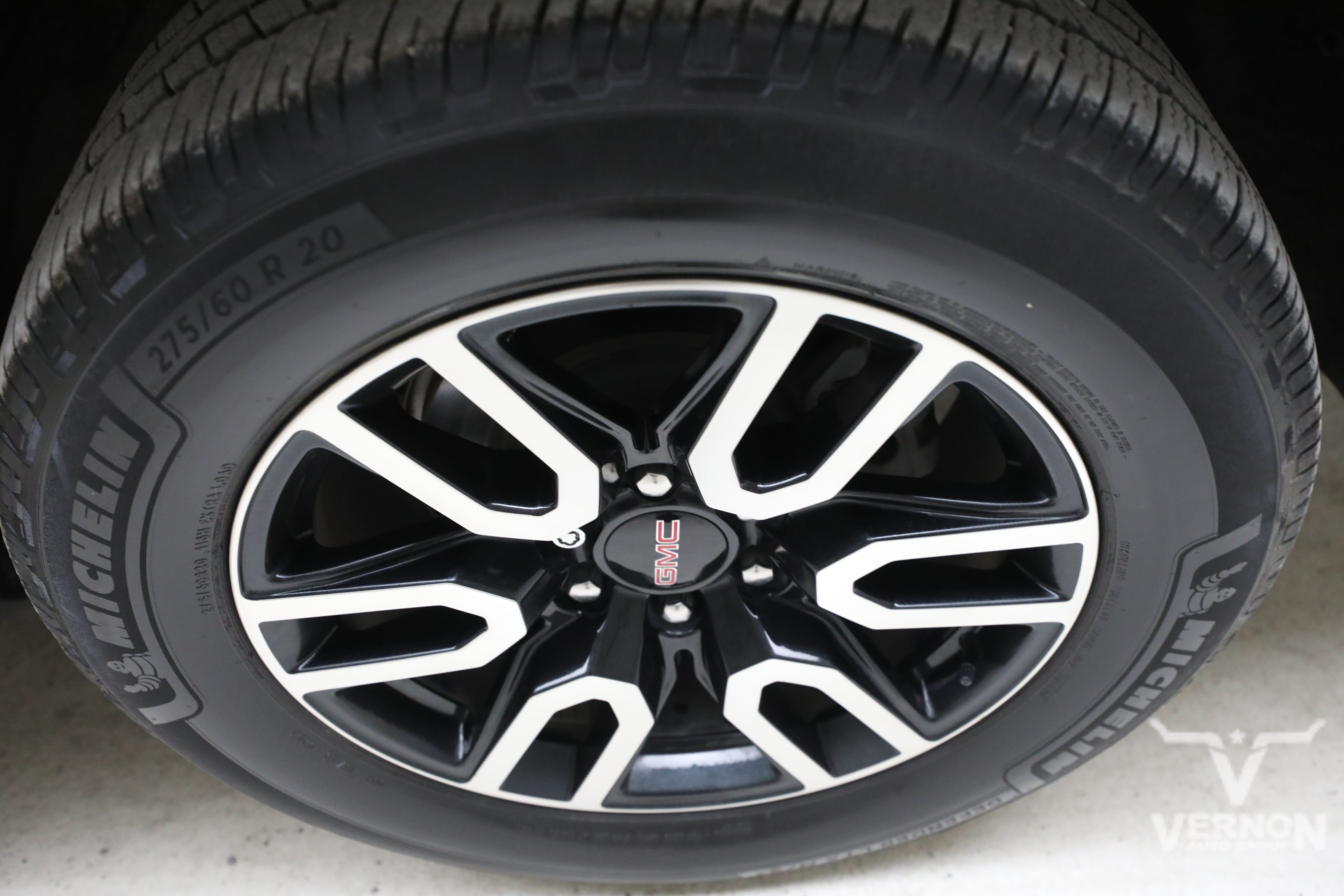 Used 2022 GMC Yukon XL AT4 AWD/4WD image 35