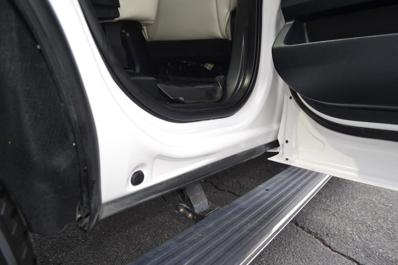 Used 2019 Ford Expedition Platinum image 48