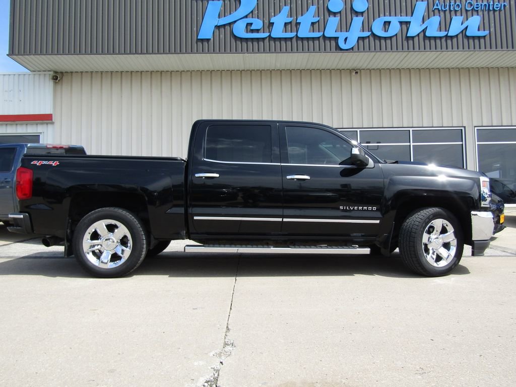 Used 2016 Chevrolet Silverado 1500 LTZ w/ Sport Package image 2