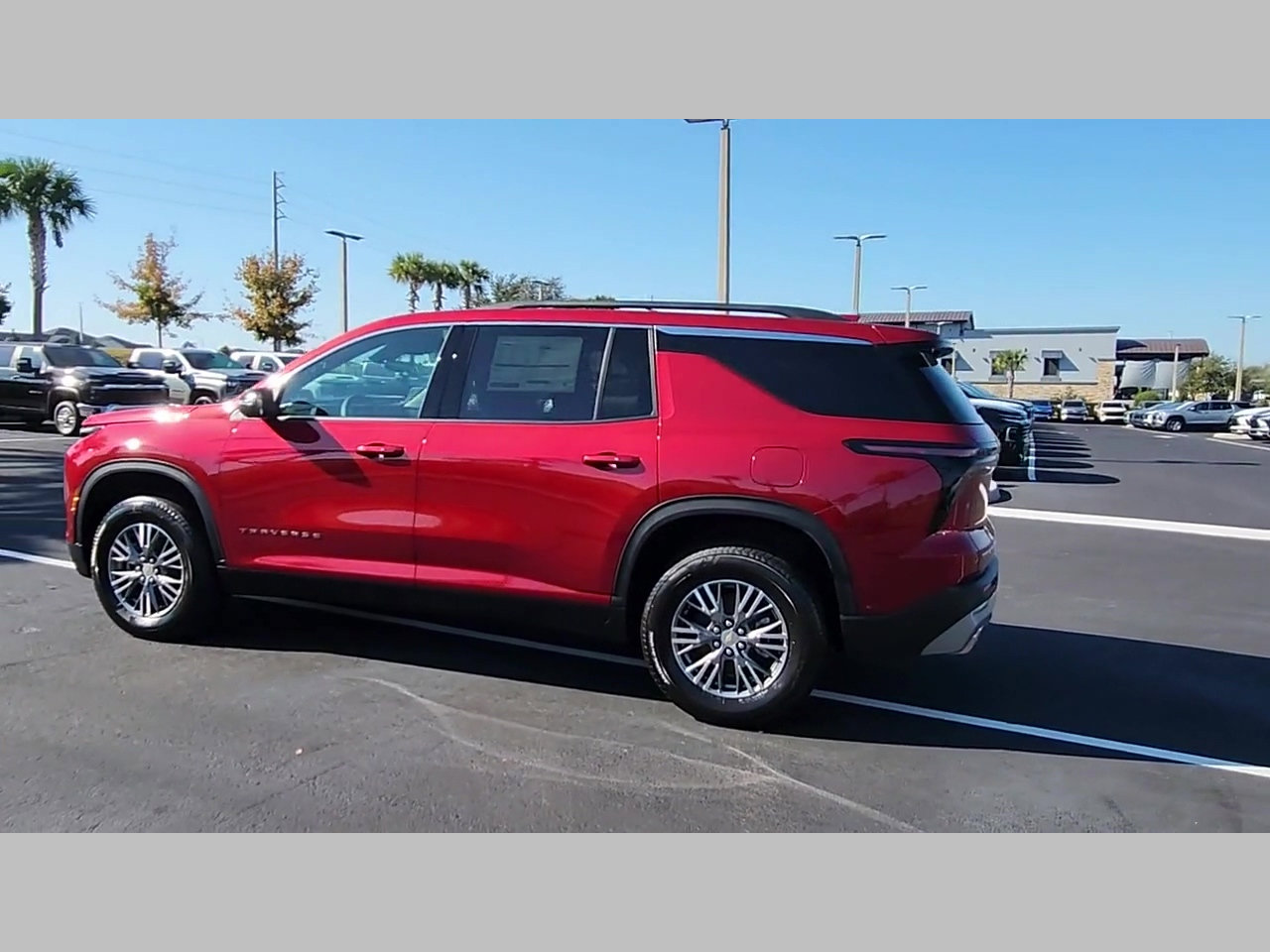 New 2026 Chevrolet Traverse LT w/ Enhanced Driving Package image 18